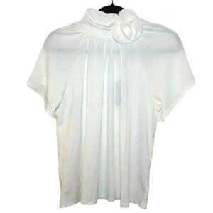 NWT Cable&Gauge Women’s Short Sleeve Rose Collar Blouse Whispering White Size L